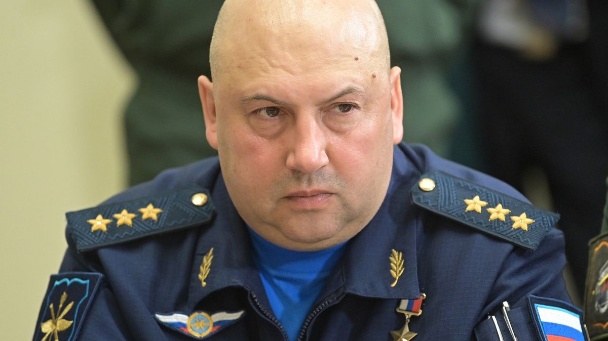 Surovec, co byl dvakrát ve vězení. Rusové mají na Ukrajině nového velitele